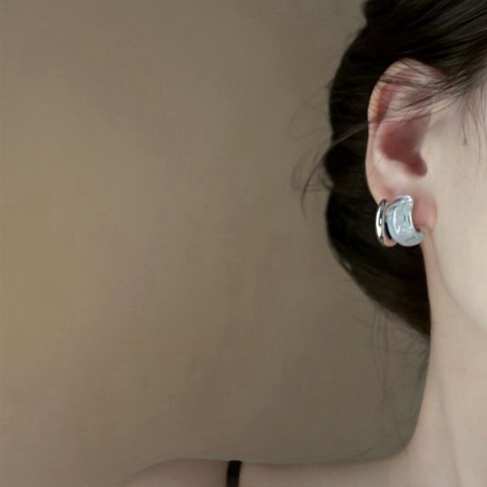 NEW Elise Silver Plated Periwinkle Blue Minimalist Hoop Earrings